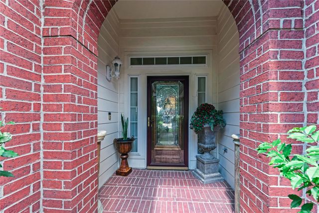 12615 Taylorwood Ln, Houston, TX 77070