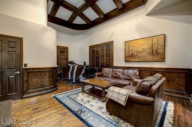 4927 Spanish Heights Drive, Las Vegas, NV 89148