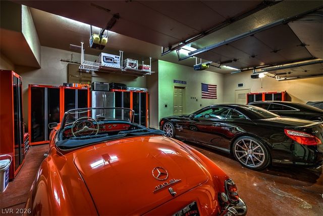 4927 Spanish Heights Drive, Las Vegas, NV 89148