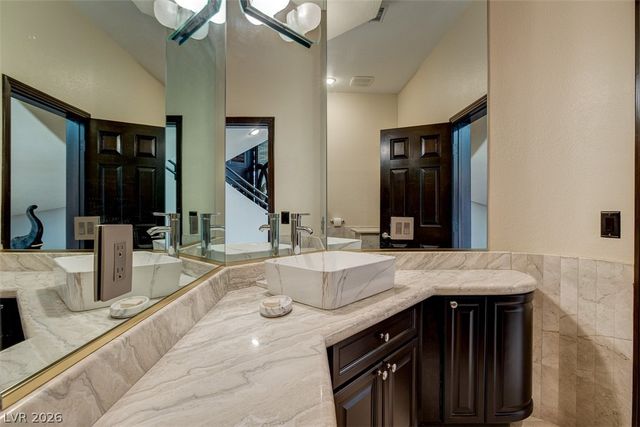 4927 Spanish Heights Drive, Las Vegas, NV 89148
