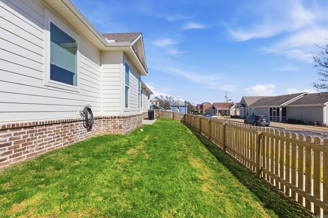 11 W Citron, Bryant, AR 72022