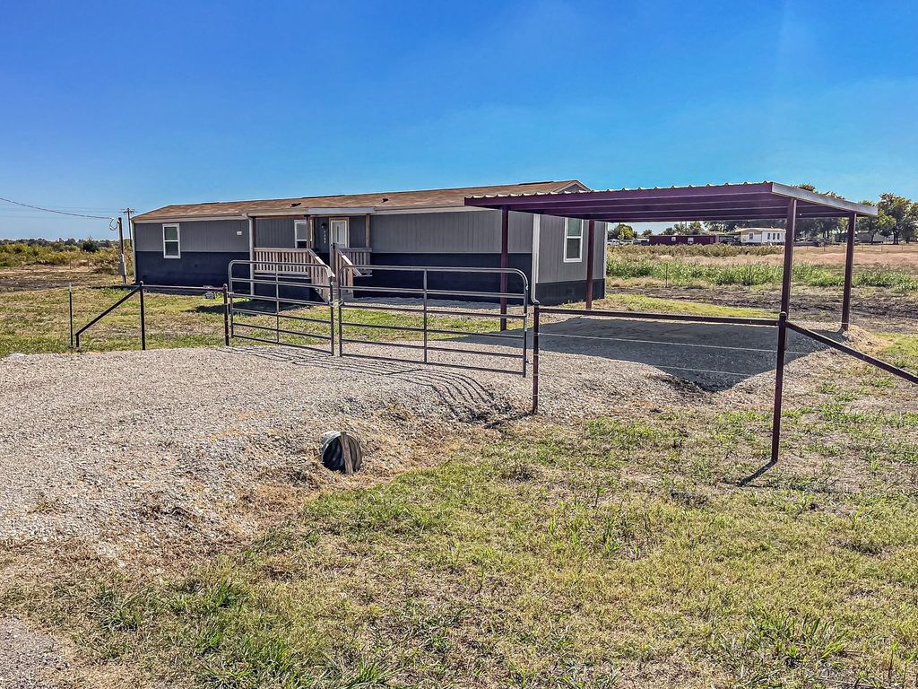 1206 Hayes Road, Sherman, TX 75090