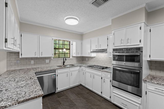 10020 Trailridge Drive, Shreveport, LA 71106