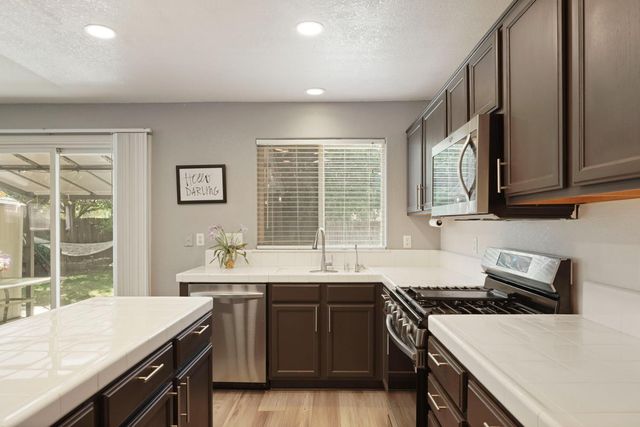 4304 Narraganset Way, Mather, CA 95655