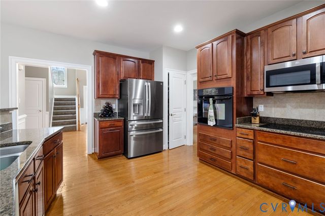 16806 Jennway Ct, Moseley, VA 23120