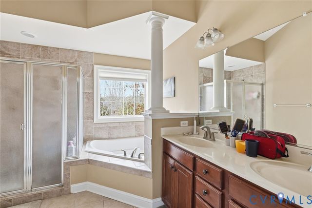 16806 Jennway Ct, Moseley, VA 23120