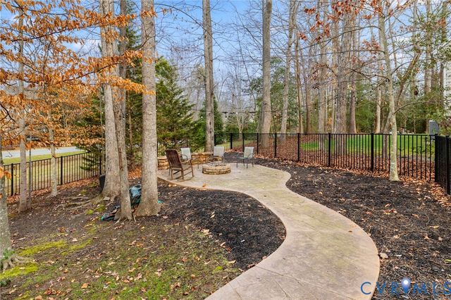 16806 Jennway Ct, Moseley, VA 23120