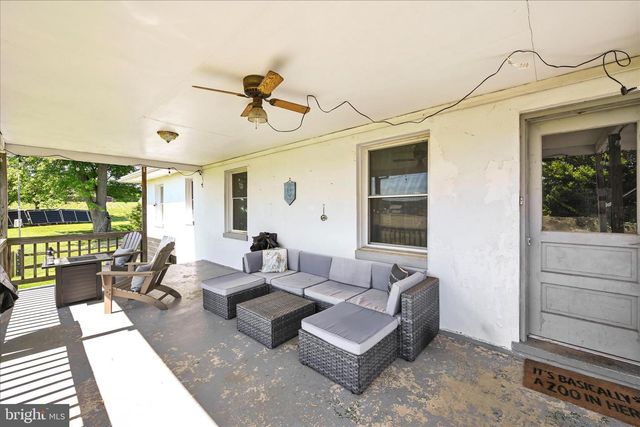 1955 S FORGE RD, Palmyra, PA 17078