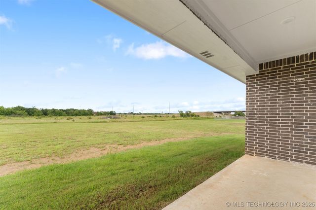108 Michael, Calera, OK 74730
