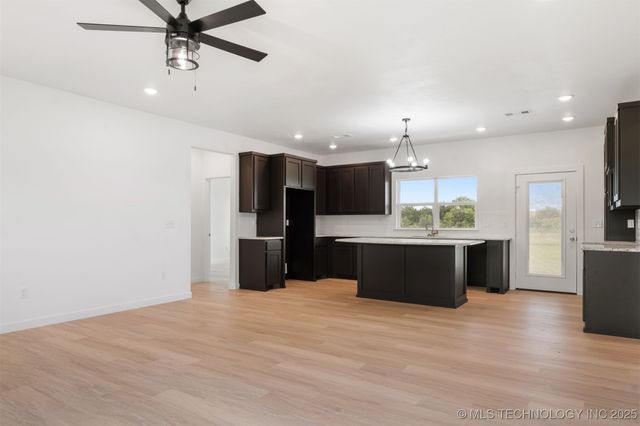 108 Michael, Calera, OK 74730