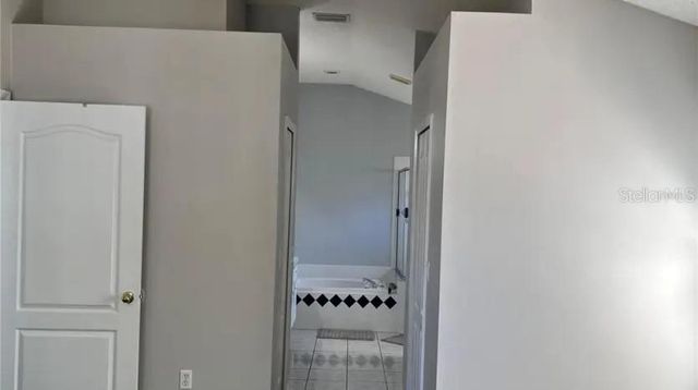 418 HENDERSON AVENUE, Seffner, FL 33584