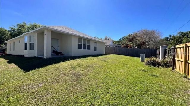 418 HENDERSON AVENUE, Seffner, FL 33584