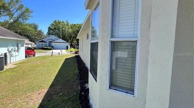 418 HENDERSON AVENUE, Seffner, FL 33584