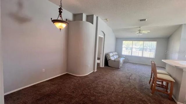 418 HENDERSON AVENUE, Seffner, FL 33584