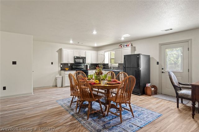 3110 Highway 282, Van Buren, AR 72956