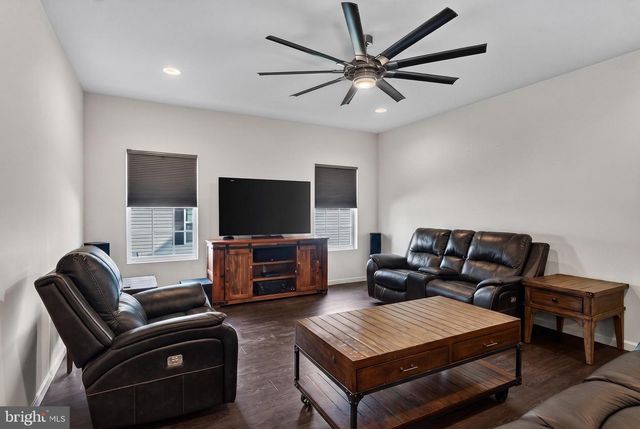 528 BOYCE ST, Coatesville, PA 19320