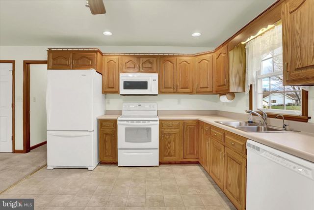416 FREEDOM DRIVE, Shippensburg, PA 17257