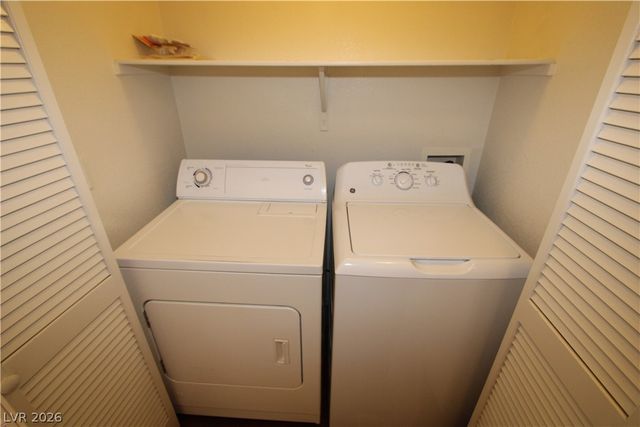 830 Carnegie Street 1722, Henderson, NV 89052