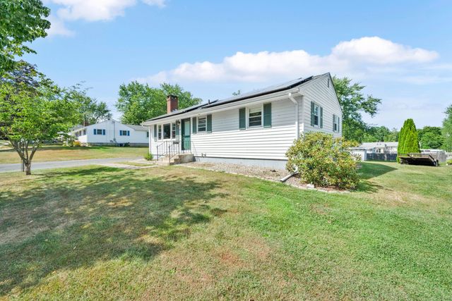 82 Basswood Drive, Middletown, CT 06457