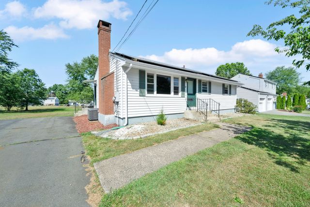 82 Basswood Drive, Middletown, CT 06457