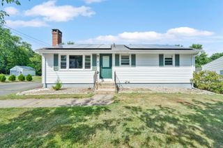 82 Basswood Drive, Middletown, CT 06457