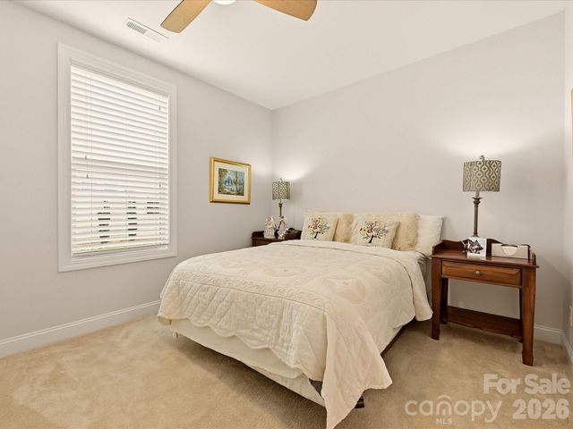 7569 Short Putt Court, Charlotte, NC 28215
