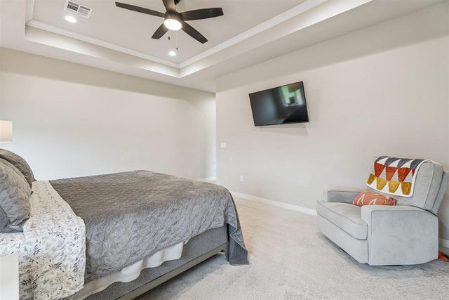 7590 NE Highland Hills Dr, Elgin, OK 73538