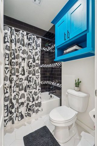 7590 NE Highland Hills Dr, Elgin, OK 73538