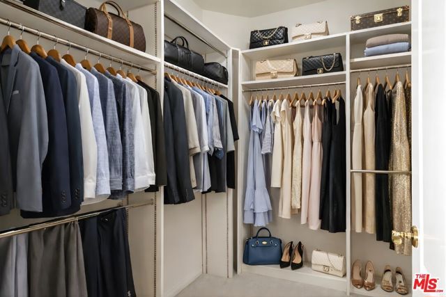 2030 S Bentley Avenue 200, Los Angeles, CA 90025