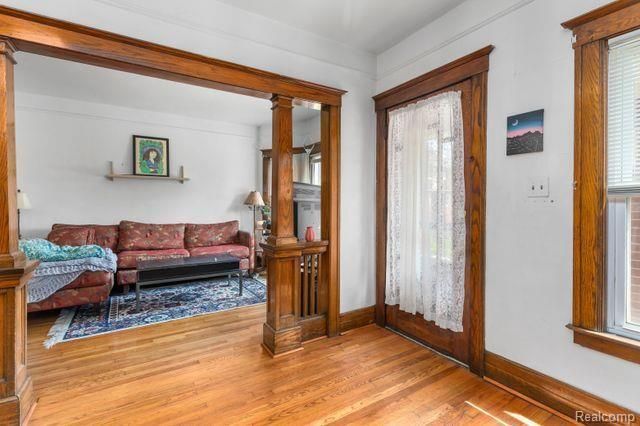 1933 11th Street, Detroit, MI 48216