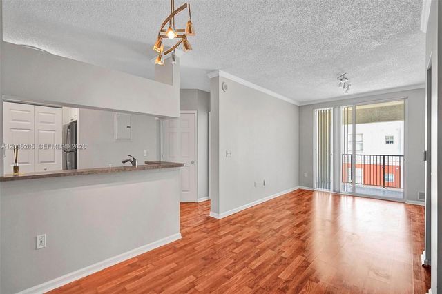 17150 N Bay Road 2802, Sunny Isles Beach, FL 33160