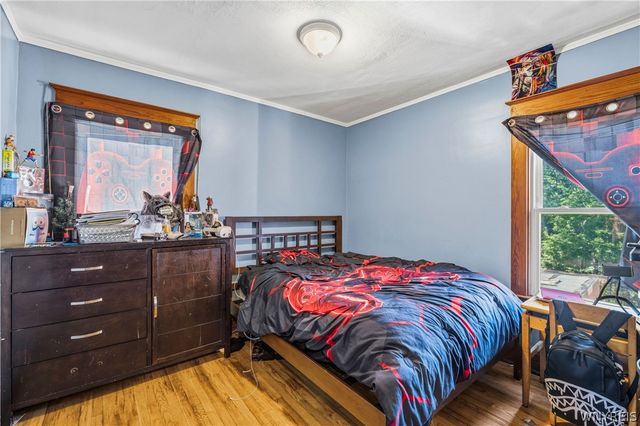 534 12th Street, Niagara Falls, NY 14301