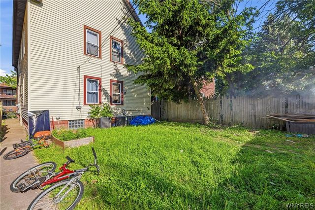 534 12th Street, Niagara Falls, NY 14301