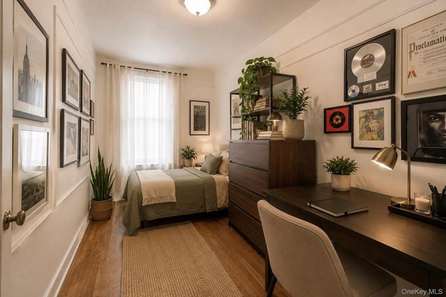 721 E 242nd Street, Bronx, NY 10470