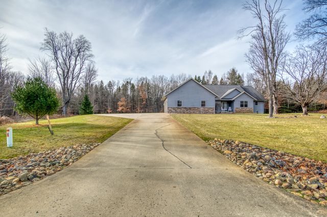 470 Sweetwater Drive, Selma Twp, MI 49601