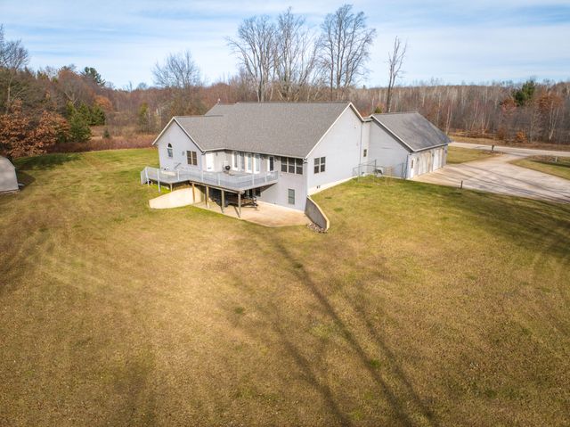 470 Sweetwater Drive, Selma Twp, MI 49601