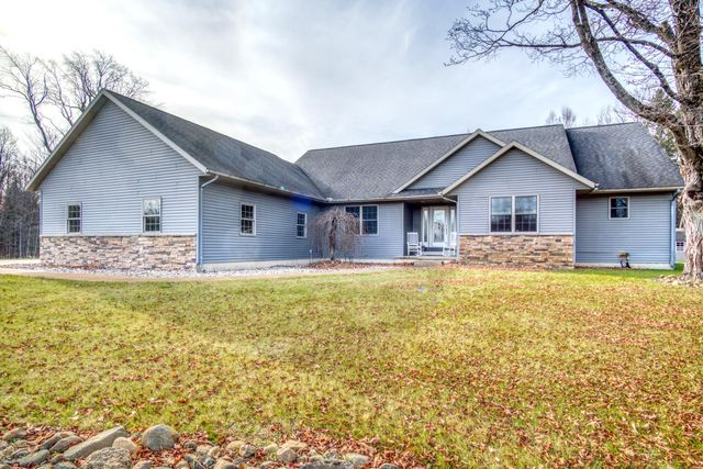 470 Sweetwater Drive, Selma Twp, MI 49601