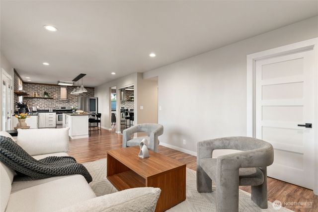 28204 29th Ave S, Federal Way, WA 98003