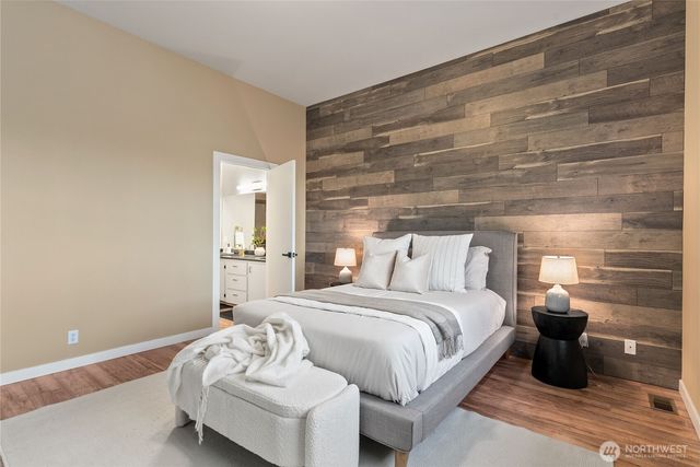 28204 29th Ave S, Federal Way, WA 98003