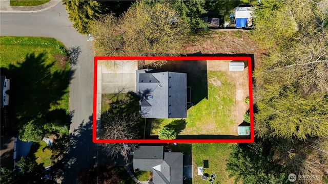 28204 29th Ave S, Federal Way, WA 98003