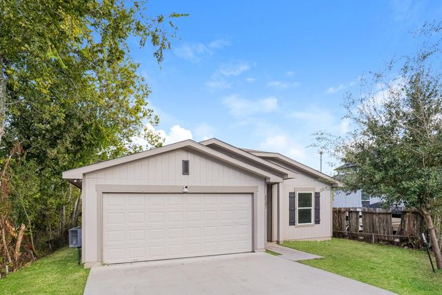 8521 Dosia Street, Houston, TX 77051