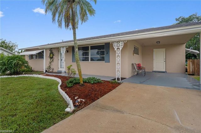 312 Grovewood AVE S, Lehigh Acres, FL 33936