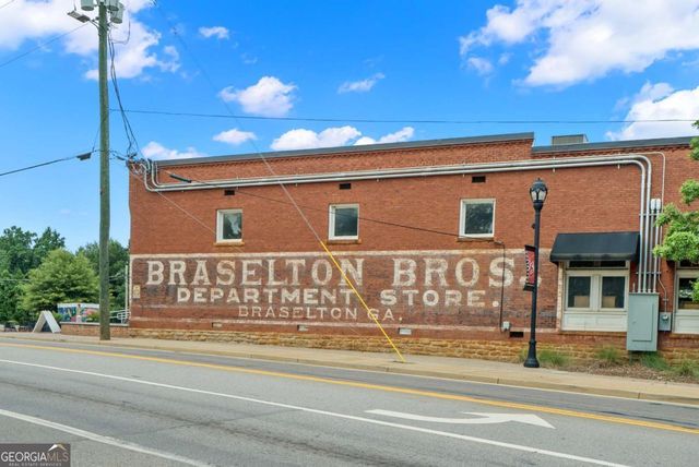 175 Herring Drive, Hoschton, GA 30548