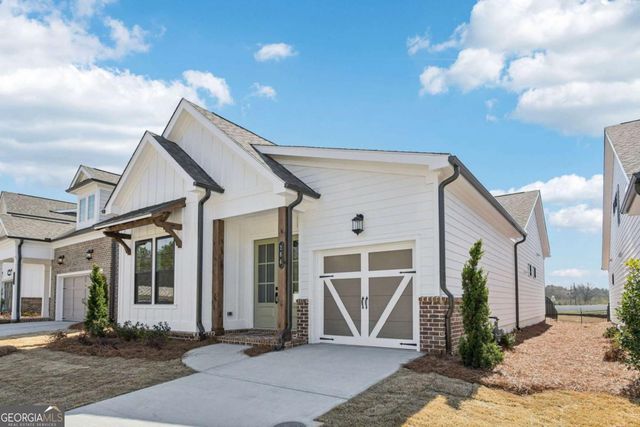 175 Herring Drive, Hoschton, GA 30548