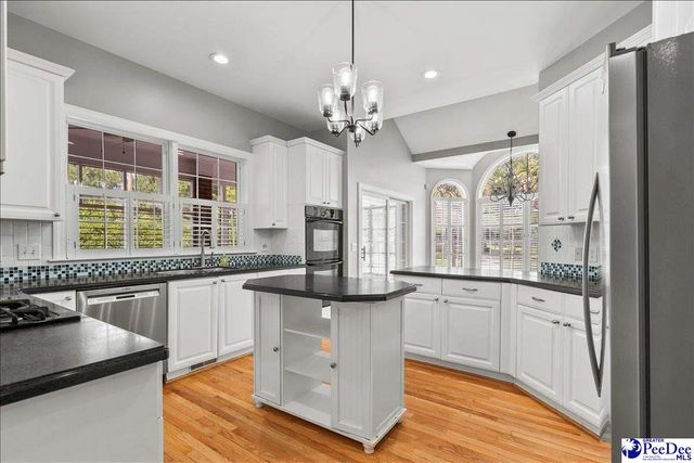 2200 Sun Vue Dr., Florence, SC 29506