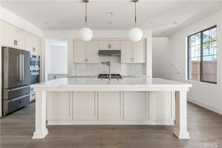 173 E Palm Street E, Altadena, CA 91001