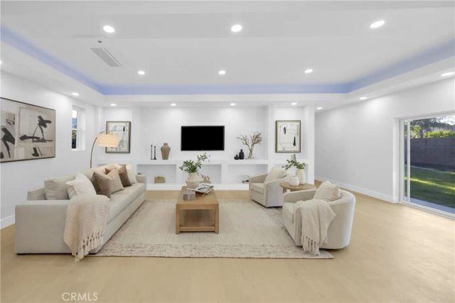 12151 Reagan, Los Alamitos, CA 90720