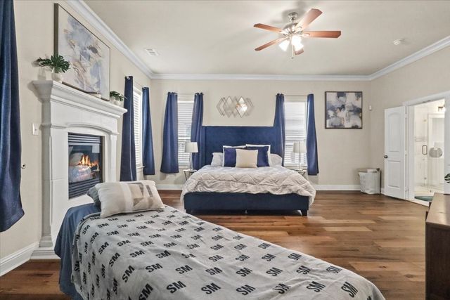 6944 SEA HARBOR Drive, Grand Prairie, TX 75054