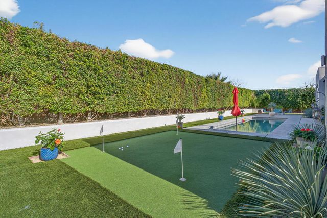 1658 Ava Court, Palm Springs, CA 92262