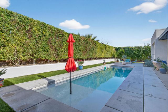 1658 Ava Court, Palm Springs, CA 92262